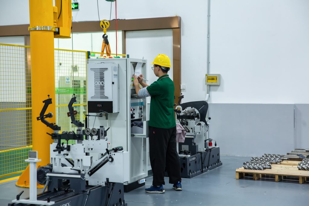 Diesel Mobile Air Compressor: Powering Industrial Mobility and Efficiency